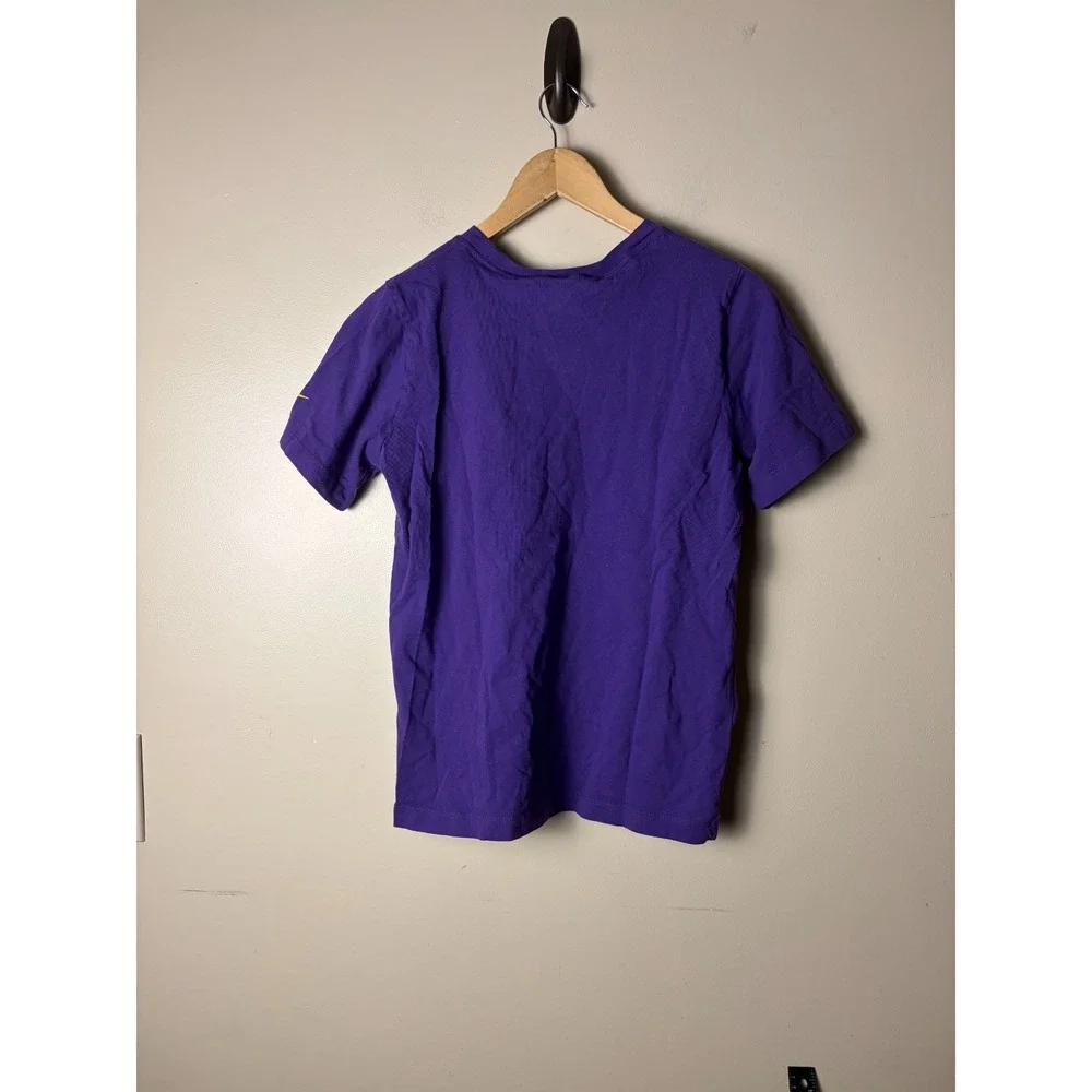 Kobe Bryant Mamba Mentality Nike T-Shirt Youth Boys XL NBA Athletic